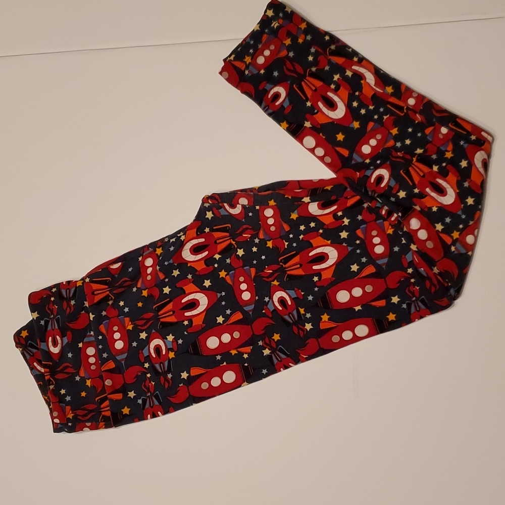 LuLaRoe Leggings - One Size - Red Rockets Design